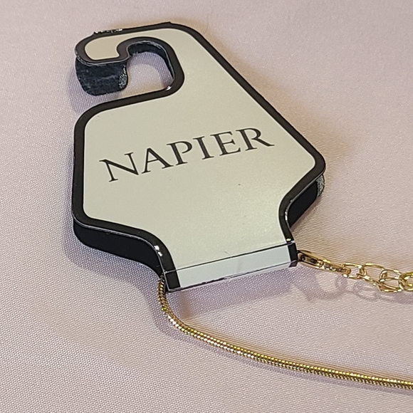 Napier Gold Tone Cobra Chain Orbital Purple Glitter Dangle Pendant Necklace - Picture 6 of 9